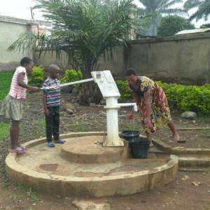 Disparités d’accès à l’eau à Nkongsamba (Cameroun)
